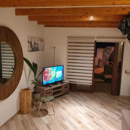 Apartment Corner