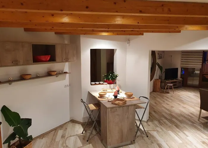 Corner 아파트 야이자